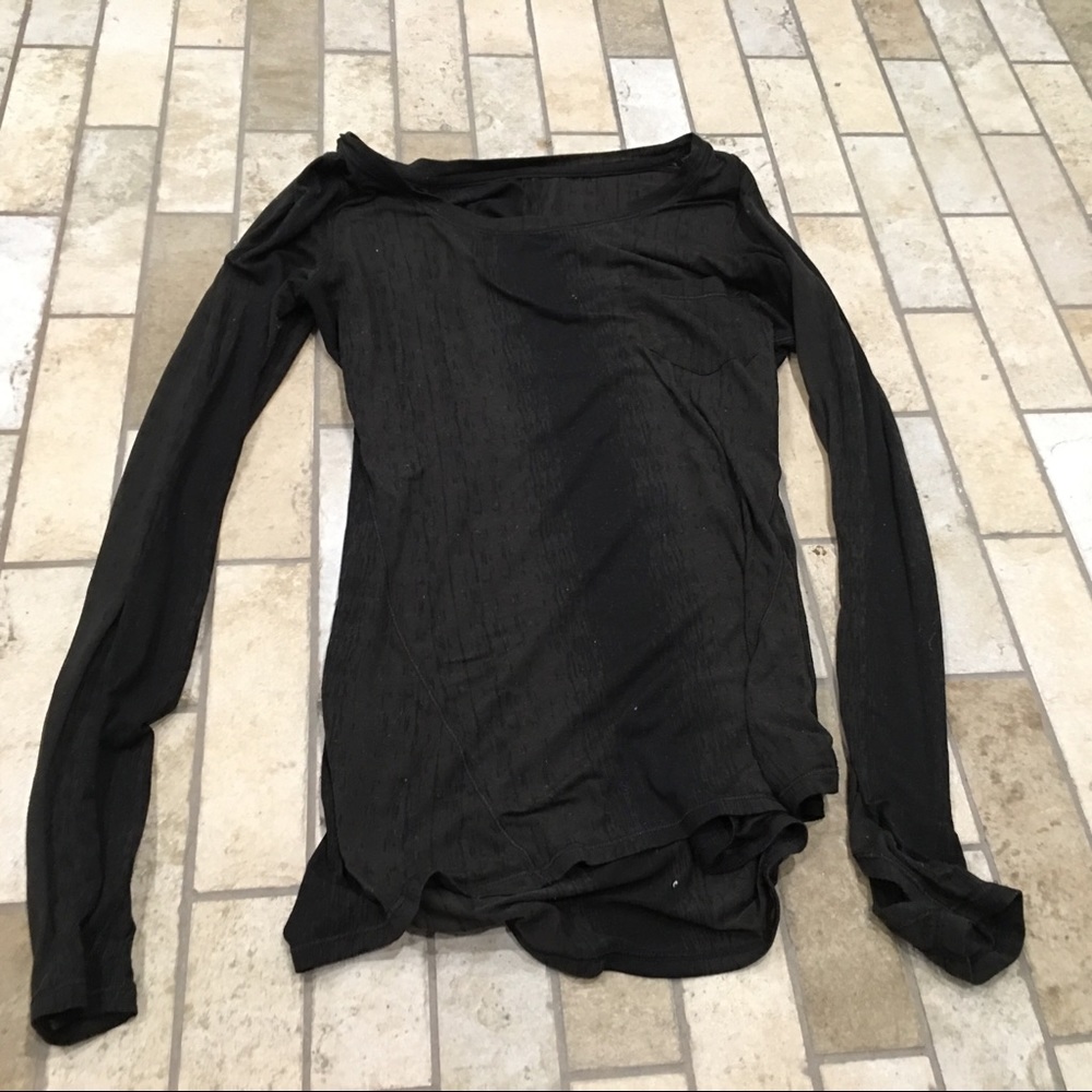 Lululemon long sleeve tee